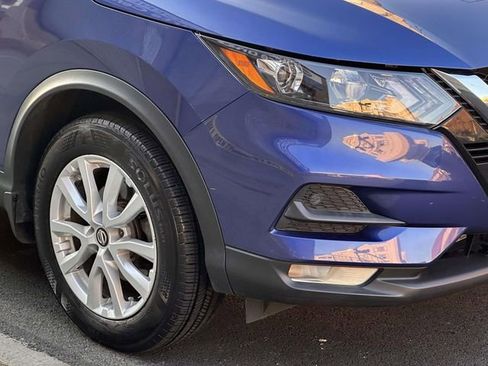 Used 2020 Nissan Rogue Sport SV w/ All-Weather Package AWD/4WD image 10