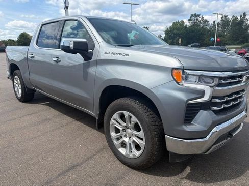 Used 2023 Chevrolet Silverado 1500 LTZ w/ Technology Package AWD/4WD image 3