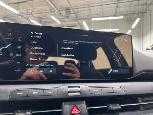 New 2025 Kia K4 EX image 18