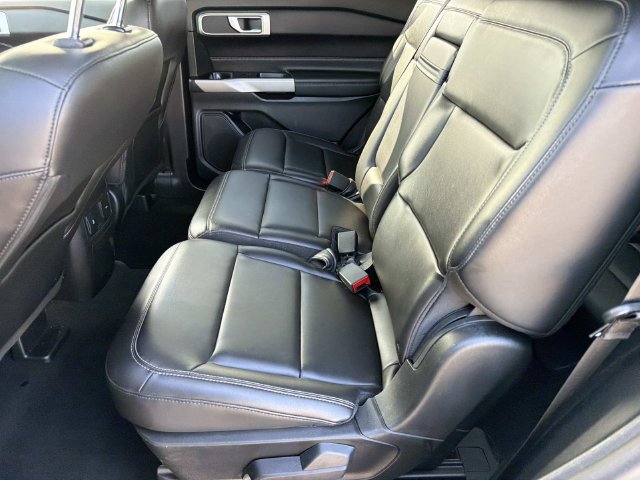 Certified 2024 Ford Explorer XLT w/ Equipment Group 202A RWD image 16