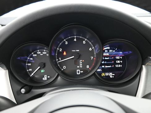 New 2026 Porsche Macan AWD/4WD image 15