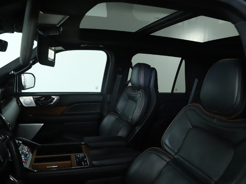 Certified 2023 Lincoln Navigator Black Label AWD/4WD image 23
