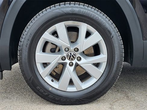 Used 2020 Volkswagen Atlas Cross Sport S image 12