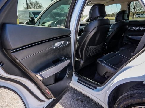 Used 2024 Genesis GV70 2.5T w/ Advanced Package image 26