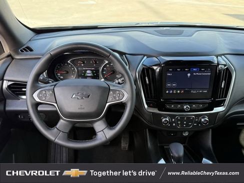 Used 2023 Chevrolet Traverse LT FWD image 12