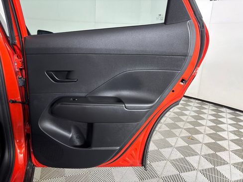 Used 2024 Hyundai Kona SEL w/ Convenience Package FWD image 27