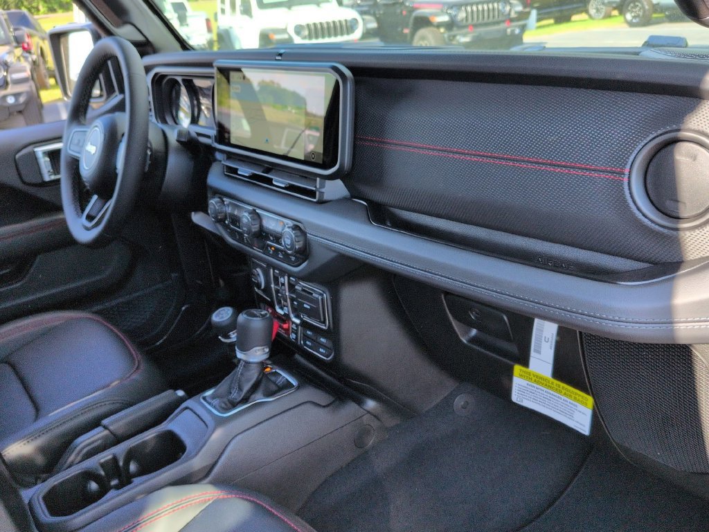 New 2026 Jeep Gladiator Rubicon AWD/4WD image 32