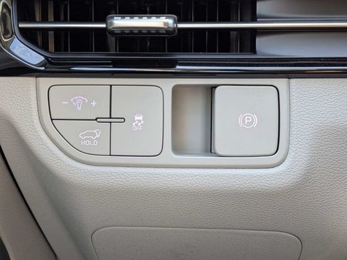 Used 2025 Kia Seltos EX FWD image 23
