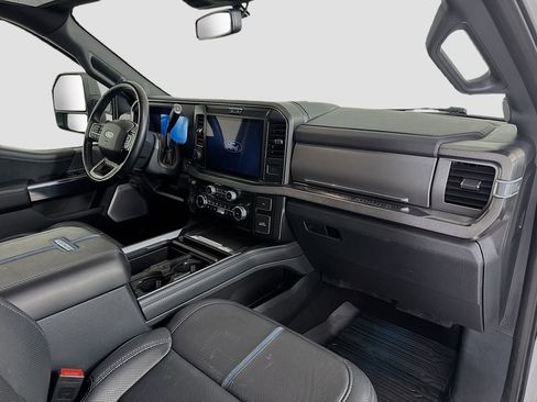 Used 2025 Ford F350 Platinum AWD/4WD image 30