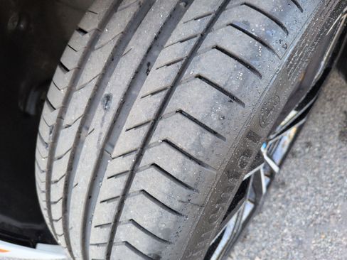 Certified 2024 BMW 330i Sedan w/ M Sport Package image 12