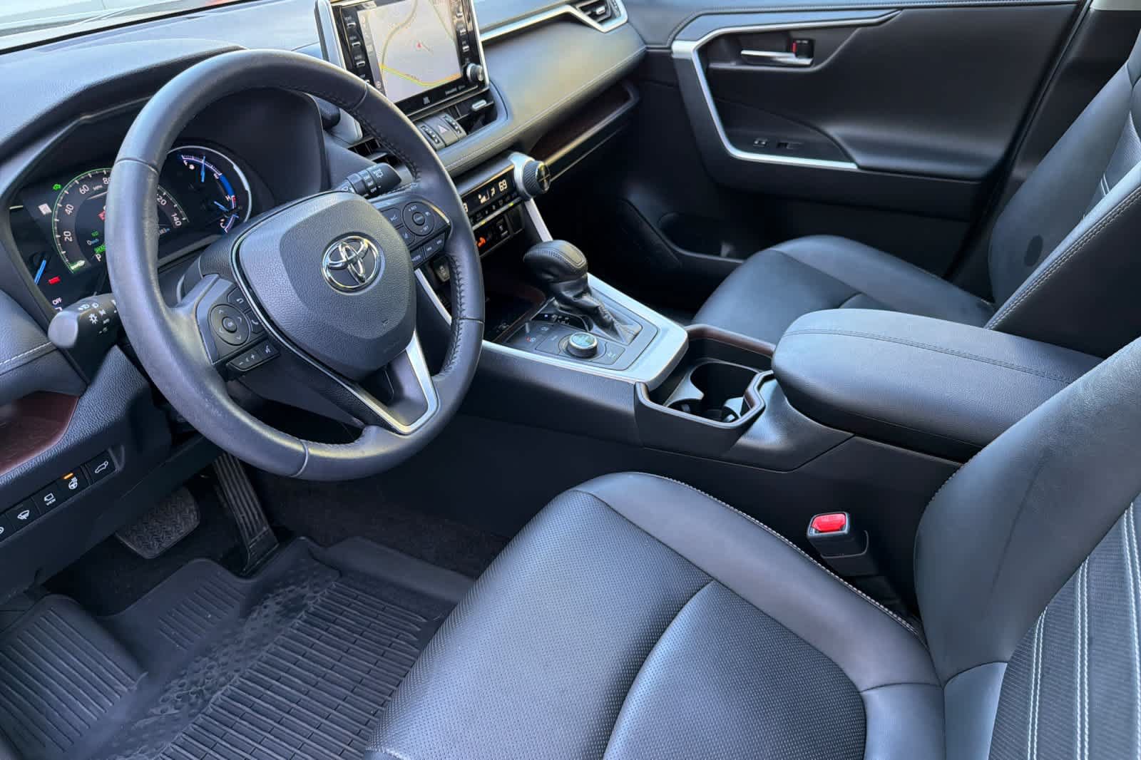 Used 2021 Toyota RAV4 Limited AWD/4WD image 11