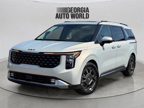 Used 2025 Kia Carnival SX image 4