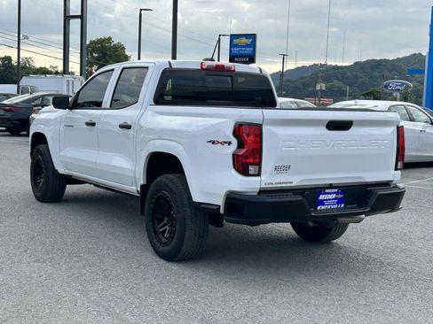 Used 2023 Chevrolet Colorado W/T w/ WT Convenience Package II AWD/4WD image 7