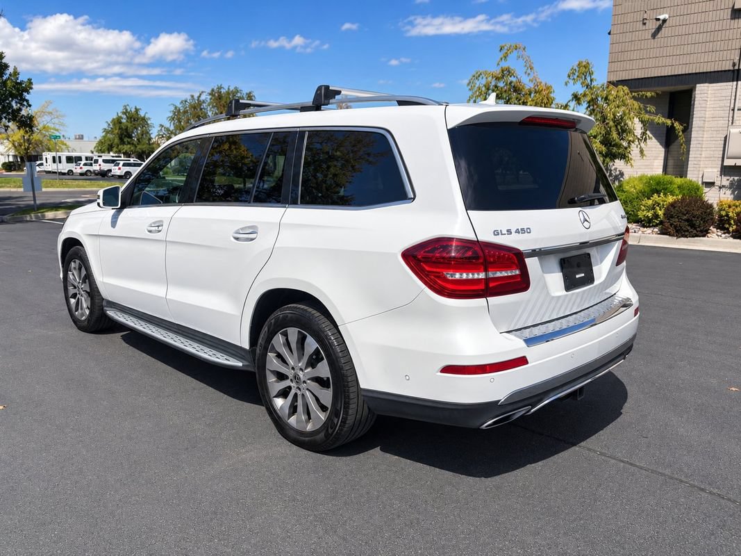 Used 2019 Mercedes-Benz GLS 450 4MATIC image 3