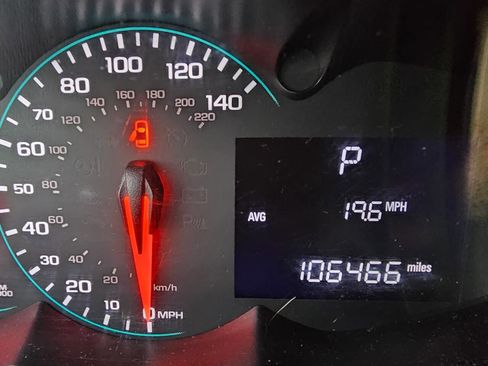 Used 2017 Chevrolet Sonic LT image 32