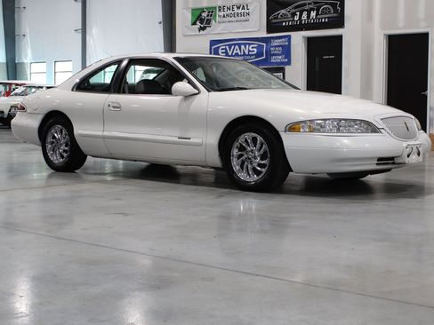 Used 1998 Lincoln Mark VIII LSC RWD image 25