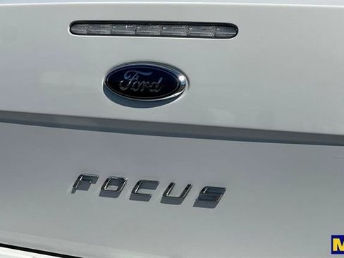 Used 2011 Ford Focus S FWD image 31