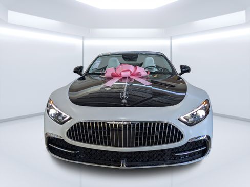 New 2026 Mercedes-Benz Maybach SL 680 image 10