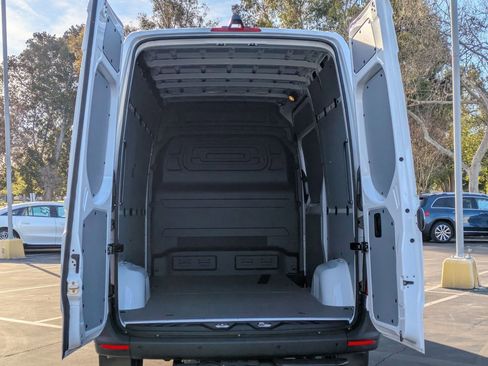 New 2026 Mercedes-Benz Sprinter 144 Cargo image 10