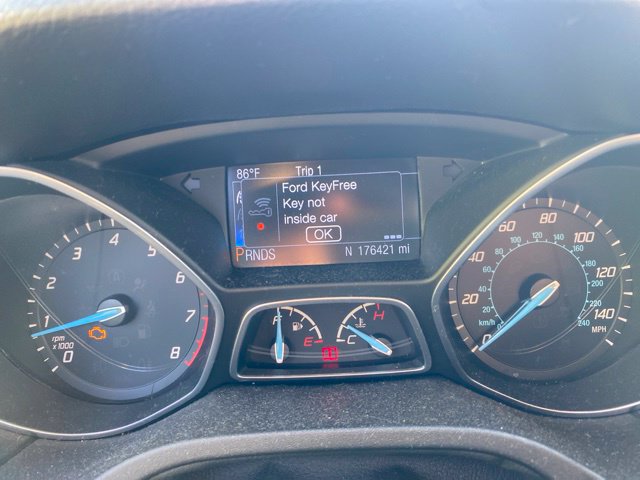 Used 2014 Ford Focus Titanium FWD image 21