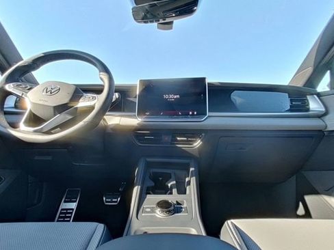 New 2026 Volkswagen Tiguan SE R-Line FWD image 25