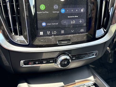 New 2026 Volvo V60 B5 Cross Country Plus w/ Protection Package Premier image 27