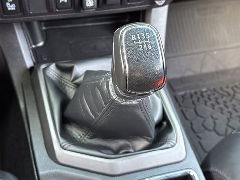 Used 2023 Toyota Tacoma TRD Pro AWD/4WD image 19