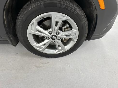 Used 2023 Hyundai Kona SEL w/ Convenience Package image 9