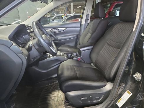 Used 2020 Nissan Rogue SV AWD/4WD image 5