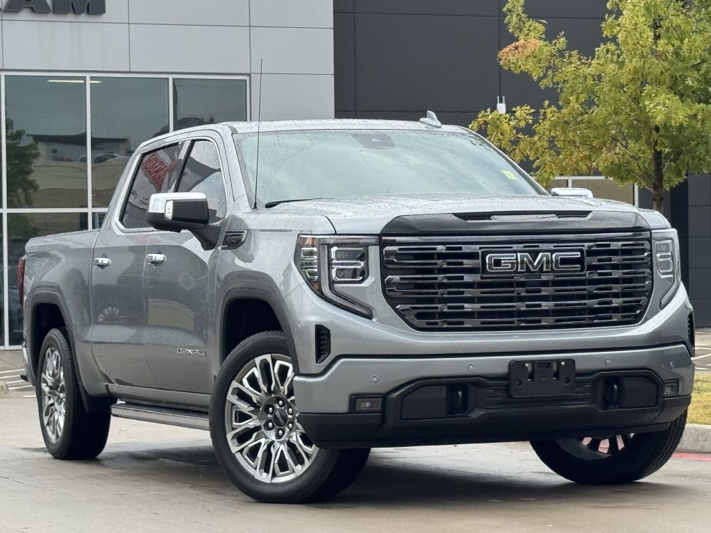 Used 2026 GMC Sierra 1500 Denali Ultimate AWD/4WD image 2
