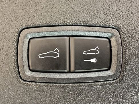 Certified 2023 Porsche Cayenne image 24