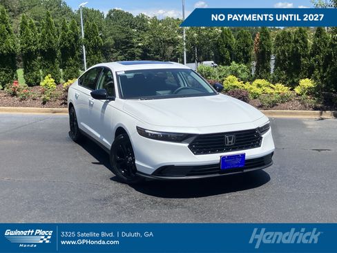 Used 2025 Honda Accord SE image 1