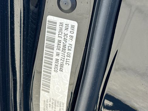 New 2026 Jeep Cherokee Laredo AWD/4WD image 25