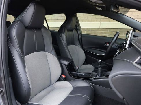 Used 2022 Toyota Corolla XSE FWD image 25