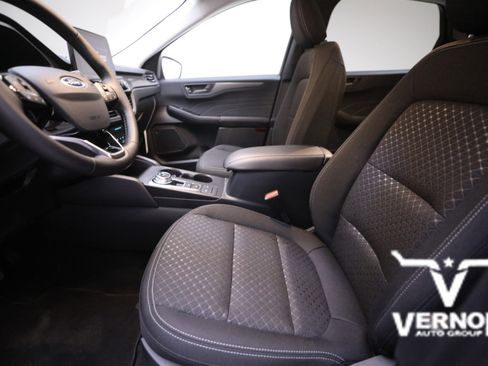 New 2025 Ford Escape Active w/ Cold Weather Package image 10