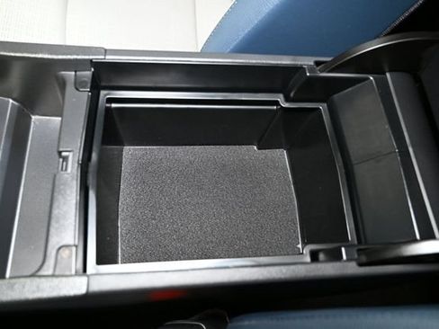 Used 2023 Subaru Solterra AWD image 30