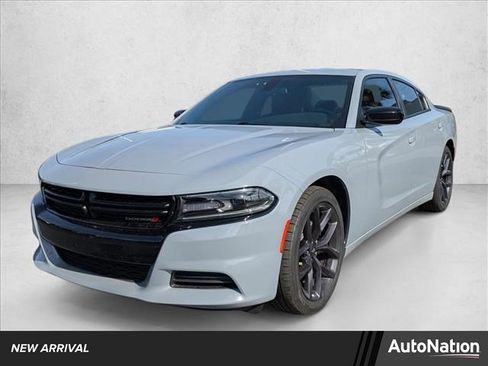Used 2020 Dodge Charger SXT w/ Blacktop Package image 1