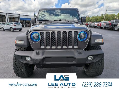 Used 2018 Jeep Wrangler Unlimited Sport S AWD/4WD image 8