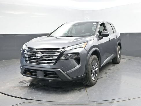 Used 2024 Nissan Rogue S AWD/4WD image 6