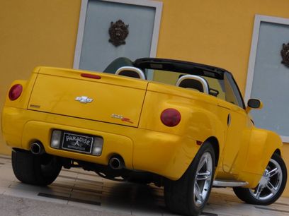 Used 2004 Chevrolet SSR w/ Preferred Equipment Group