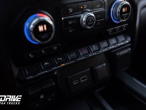 Used 2022 GMC Sierra 1500 AT4 w/ AT4 Premium Package image 37