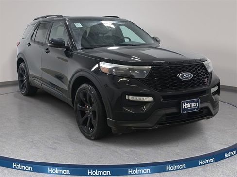 Used 2020 Ford Explorer ST w/ ST Street Pack image 4