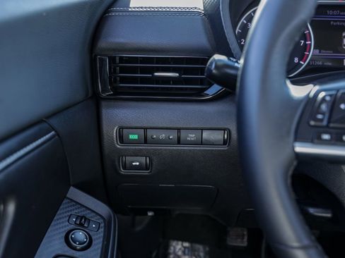 Used 2022 Nissan Sentra SV w/ Trunk Package image 33