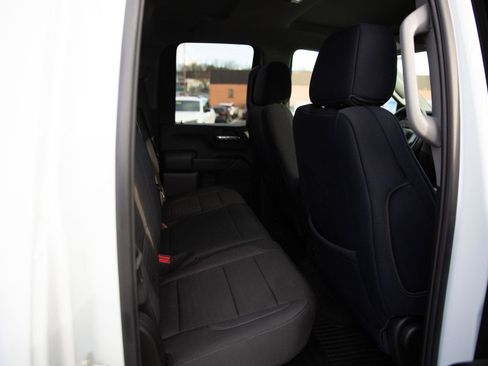 Certified 2024 Chevrolet Silverado 2500 Custom w/ Custom Value Package image 22