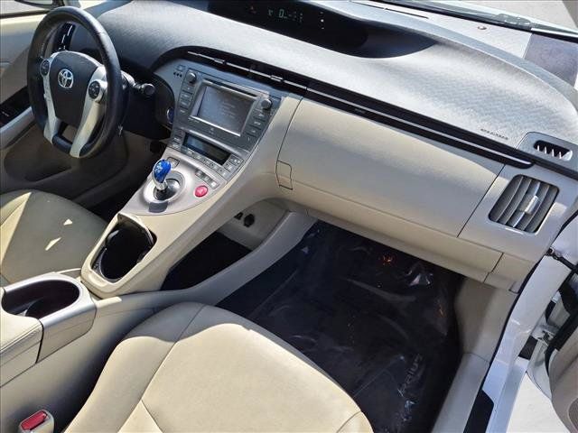 Used 2015 Toyota Prius Four FWD image 20
