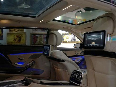 Used 2017 Mercedes-Benz Maybach S 550 4MATIC image 20