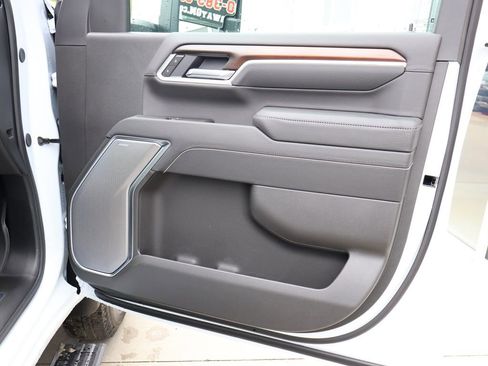New 2026 GMC Sierra 3500 Denali w/ Denali Reserve Package AWD/4WD image 45