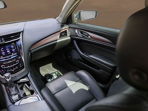 Used 2017 Cadillac CTS Sedan w/ Seating Package RWD image 27