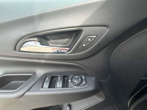 Certified 2018 Chevrolet Equinox LT AWD/4WD image 22