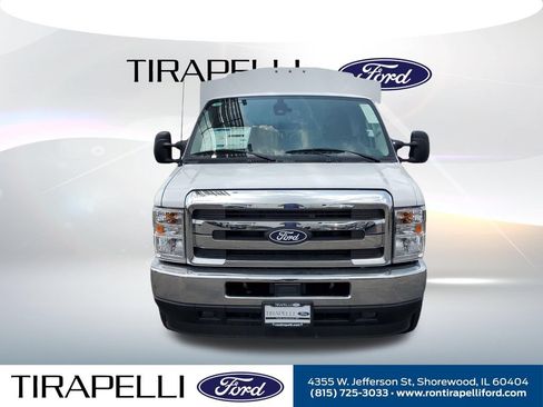 New 2027 Ford E-350 and Econoline 350 Super Duty w/ Power Equipment Group RWD image 9